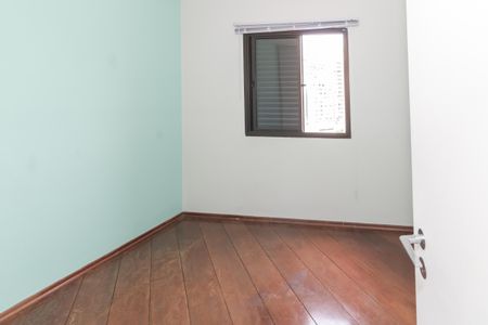 Apartamento à venda com 83m², 3 quartos e 2 vagasQuarto 2