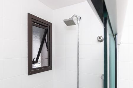 Apartamento à venda com 83m², 3 quartos e 2 vagasBanheiro