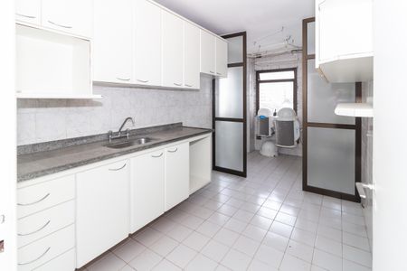 Apartamento à venda com 83m², 3 quartos e 2 vagasCozinha