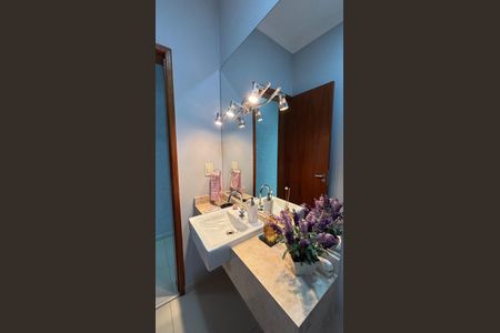 Casa à venda com 134m², 3 quartos e 2 vagas Casa à venda com 134m², 3 quartos e 2 vagasLavabo