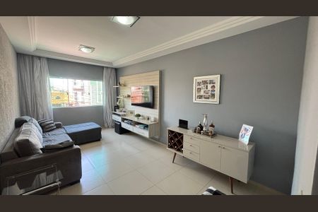 Sala de casa à venda com 3 quartos, 134m² em Vila Pires, Santo André