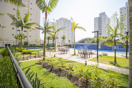 Apartamento à venda com 72m², 1 quarto e 1 vagaÁrea comum - Piscina