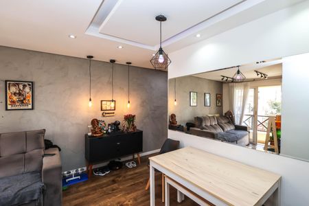 Sala de apartamento à venda com 2 quartos, 57m² em Parque Bristol, São Paulo
