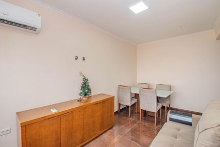 Sala de apartamento à venda com 2 quartos, 56m² em Sarandi, Porto Alegre