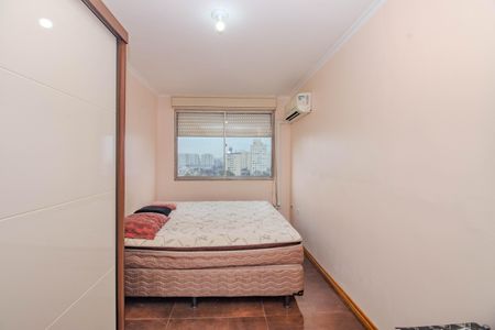 Quarto 2 de apartamento à venda com 2 quartos, 56m² em Sarandi, Porto Alegre