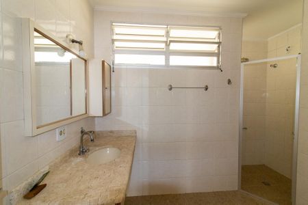 Apartamento para alugar com 124m², 2 quartos e sem vagaBanheiro