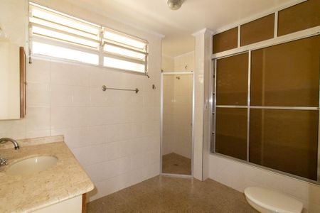 Apartamento para alugar com 124m², 2 quartos e sem vagaBanheiro