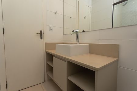 Apartamento à venda com 109m², 3 quartos e 1 vaga Apartamento à venda com 109m², 3 quartos e 1 vagaBanheiro social