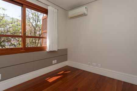 Apartamento à venda com 109m², 3 quartos e 1 vaga Apartamento à venda com 109m², 3 quartos e 1 vagaQuarto 2