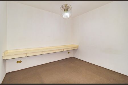 Casa à venda com 145m², 8 quartos e sem vaga Casa à venda com 145m², 8 quartos e sem vagaQuarto 3