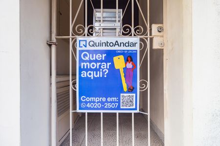 Casa à venda com 145m², 8 quartos e sem vaga Casa à venda com 145m², 8 quartos e sem vagaPlaquinha