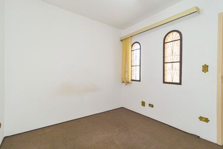 Casa à venda com 145m², 8 quartos e sem vaga Casa à venda com 145m², 8 quartos e sem vagaQuarto 8