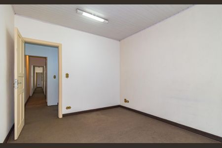 Casa à venda com 145m², 8 quartos e sem vaga Casa à venda com 145m², 8 quartos e sem vagaQuarto 4