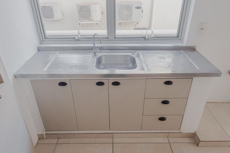 Apartamento para alugar com 157m², 3 quartos e sem vagaCozinha