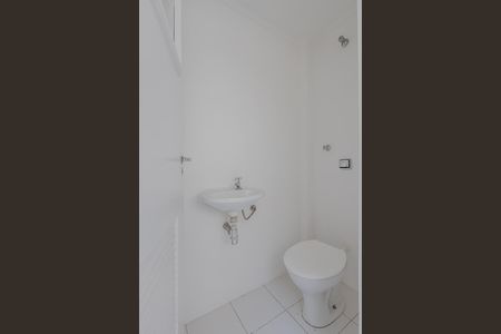 Apartamento para alugar com 157m², 3 quartos e sem vagaBanheiro de Serviço