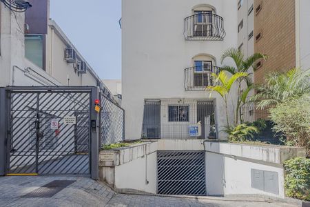 Apartamento para alugar com 157m², 3 quartos e sem vagaFachada