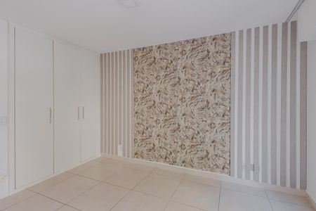 Apartamento para alugar com 157m², 3 quartos e sem vagaSuíte