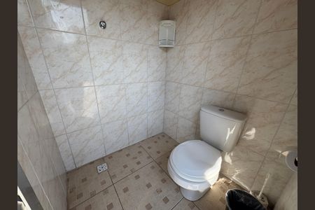 Casa à venda com 106m², 1 quarto e sem vagaBanheiro de Serviço 2