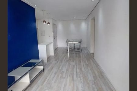 Sala de apartamento à venda com 2 quartos, 68m² em Jardim Tupanci, Barueri