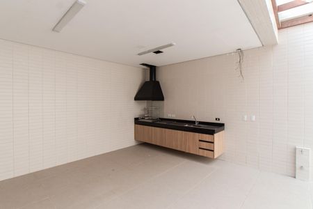 Apartamento para alugar com 38m², 2 quartos e sem vagaÁrea comum - Churrasqueira