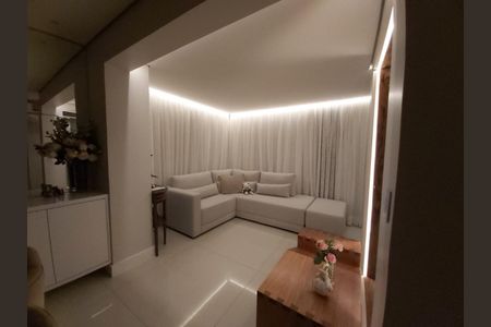 Apartamento à venda com 140m², 2 quartos e 3 vagasSALA