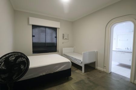 Apartamento para alugar com 217m², 3 quartos e 1 vagaQuarto Suíte 2