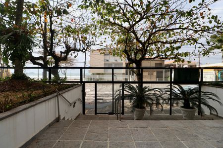 Apartamento para alugar com 217m², 3 quartos e 1 vagaFachada