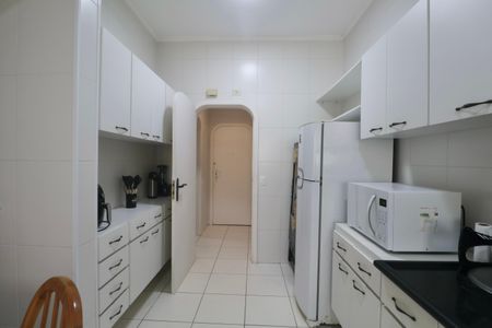 Apartamento para alugar com 217m², 3 quartos e 1 vagaCozinha