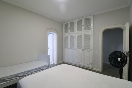 Apartamento para alugar com 217m², 3 quartos e 1 vagaQuarto Suíte 2