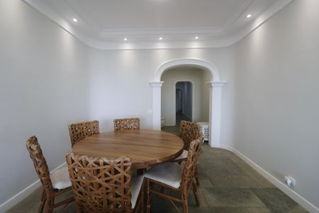 Apartamento para alugar com 217m², 3 quartos e 1 vagaSala