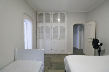 Apartamento para alugar com 217m², 3 quartos e 1 vagaQuarto Suíte 2