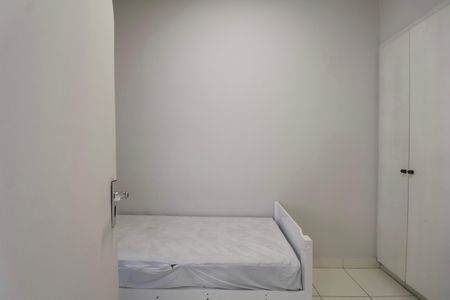 Apartamento para alugar com 217m², 3 quartos e 1 vagaQuarto de Serviço