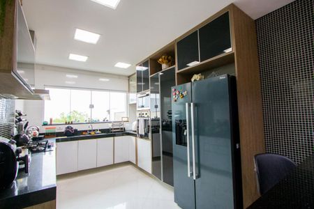 Casa à venda com 248m², 3 quartos e 4 vagasCozinha