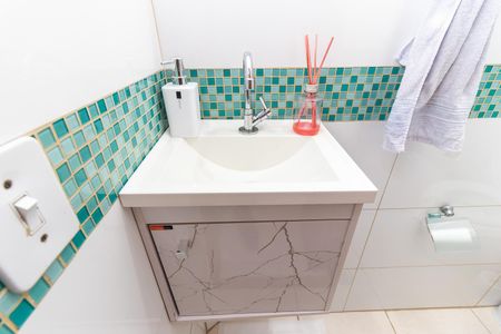 Casa de condomínio à venda com 75m², 2 quartos e 1 vaga Casa de condomínio à venda com 75m², 2 quartos e 1 vagaLavabo