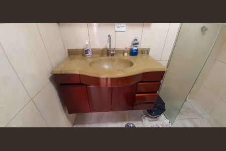 Apartamento à venda com 60m², 2 quartos e 1 vagaBanheiro Social