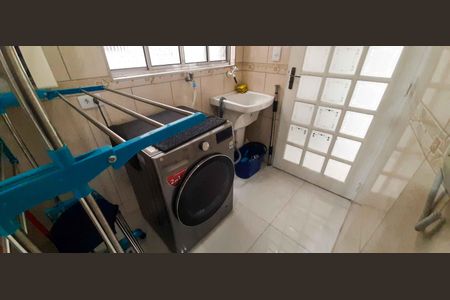 Apartamento à venda com 60m², 2 quartos e 1 vagaÁrea de Serviço