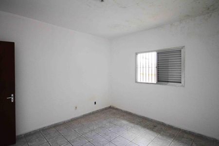 Casa à venda com 600m², 2 quartos e 2 vagasQuarto 2