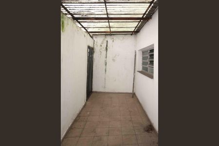 Casa à venda com 600m², 2 quartos e 2 vagasÁrea de Serviço