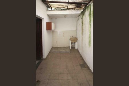 Casa à venda com 600m², 2 quartos e 2 vagasÁrea de Serviço