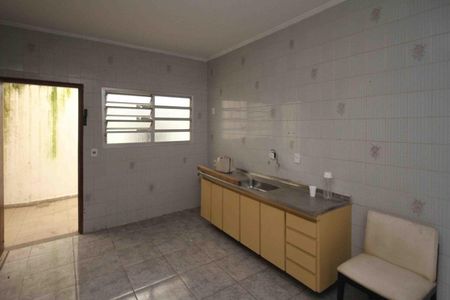 Casa à venda com 600m², 2 quartos e 2 vagasCozinha