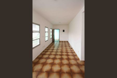 Casa à venda com 600m², 2 quartos e 2 vagasSala