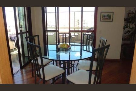 Apartamento à venda com 130m², 4 quartos e 4 vagas