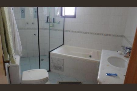 Apartamento à venda com 130m², 4 quartos e 4 vagas