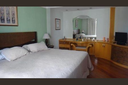 Apartamento à venda com 130m², 4 quartos e 4 vagas