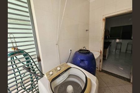 Casa à venda com 183m², 3 quartos e 4 vagas