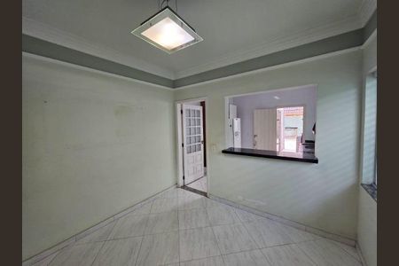 Casa à venda com 183m², 3 quartos e 4 vagas