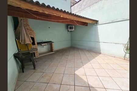 Casa à venda com 183m², 3 quartos e 4 vagas