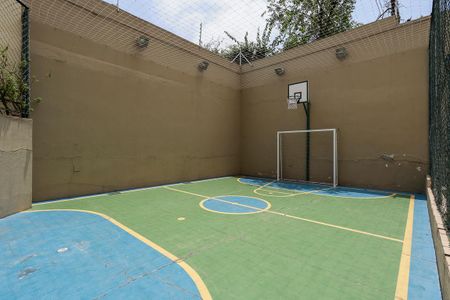 Apartamento à venda com 100m², 2 quartos e 2 vagas Apartamento à venda com 100m², 2 quartos e 2 vagasÁrea comum - Quadra esportiva