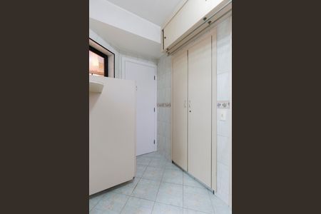 Apartamento à venda com 100m², 2 quartos e 2 vagas Apartamento à venda com 100m², 2 quartos e 2 vagasÁrea de serviço