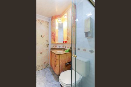 Apartamento à venda com 100m², 2 quartos e 2 vagas Apartamento à venda com 100m², 2 quartos e 2 vagasBanheiro social